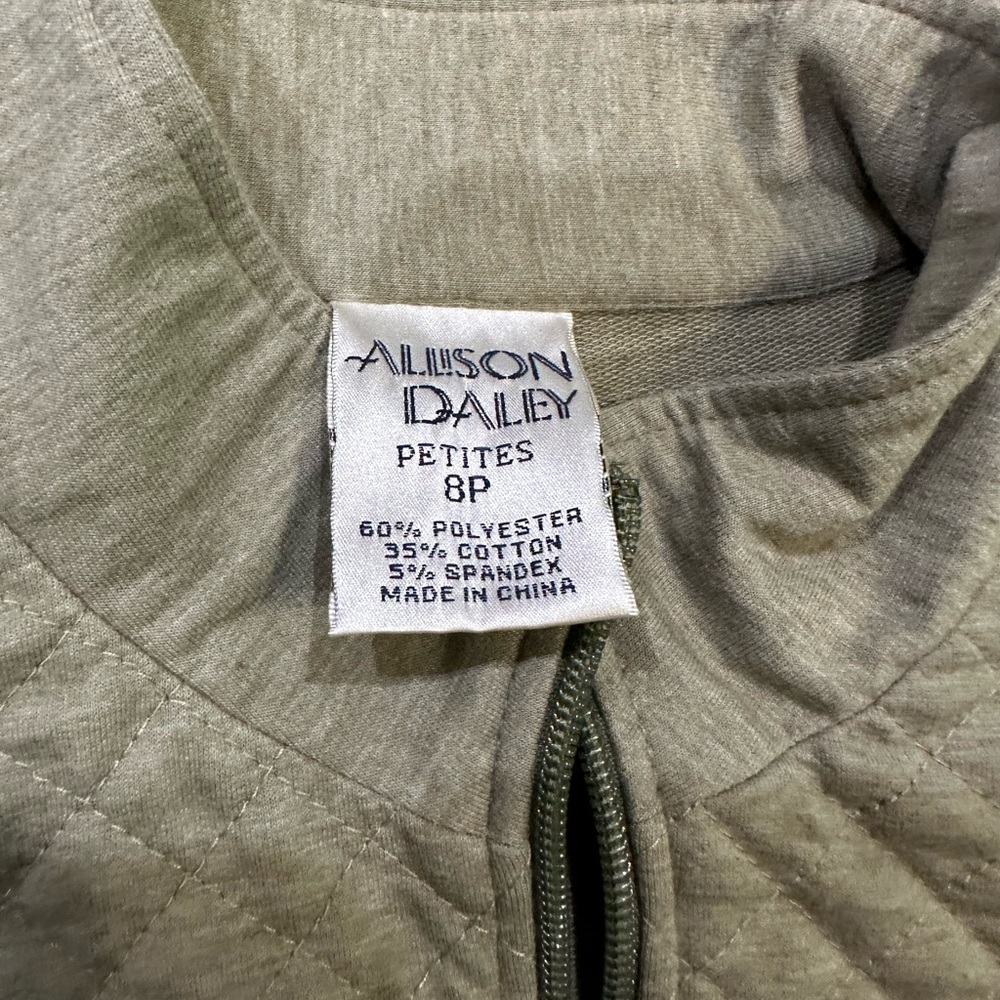 Allison Daley petites size 8P green zip jacket with quilted detail - Picture 3 of 6